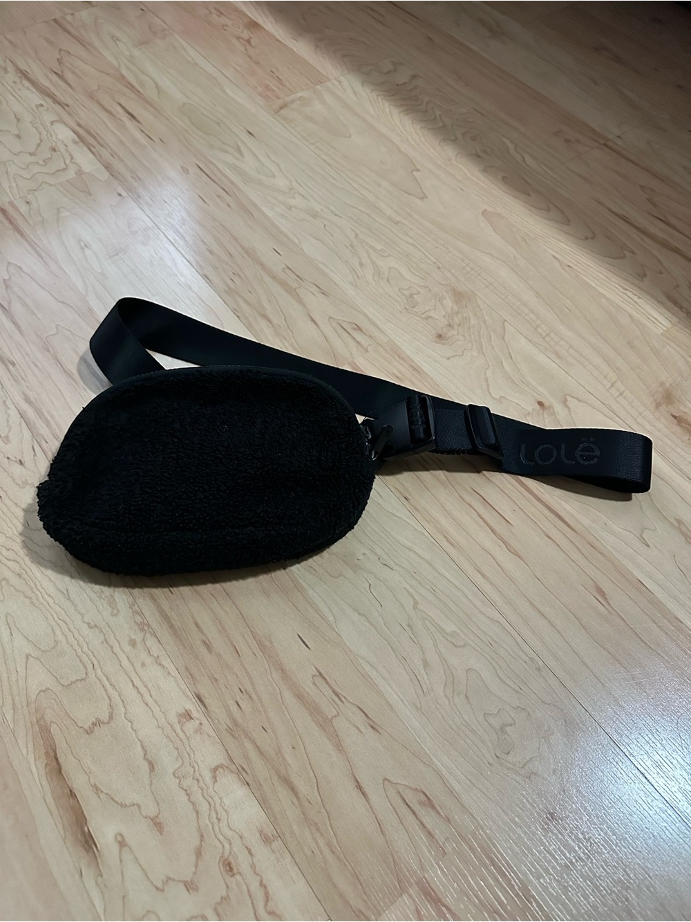 Lole Black Sherpa Waist Pack 2L